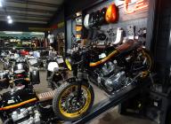 ROYAL ENFIELD INTERCEPTOR prépa SUNRISE + MOTOBOX