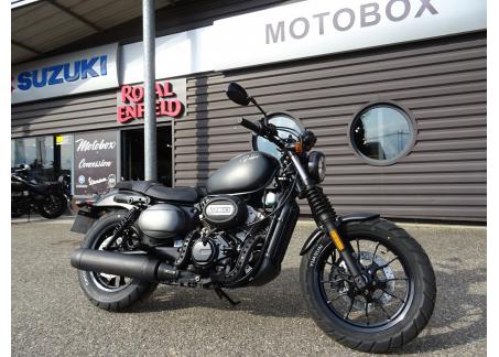 HYOSUNG GV 125 BOBBER