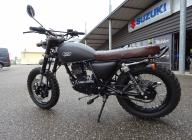 MASH SEVENTY FIVE125 Bobber exclu MOTOBOX